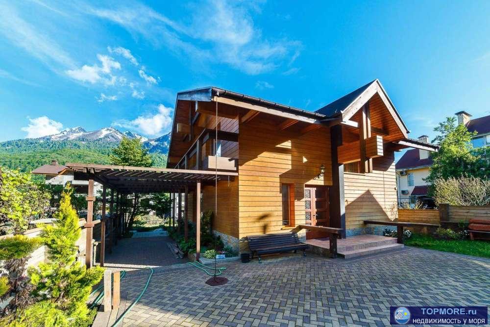 Продается уютный коттедж в стиле шалле.На первом этаже расположены гардеробная ,кладовка,сан.узел с дешевой... - 1