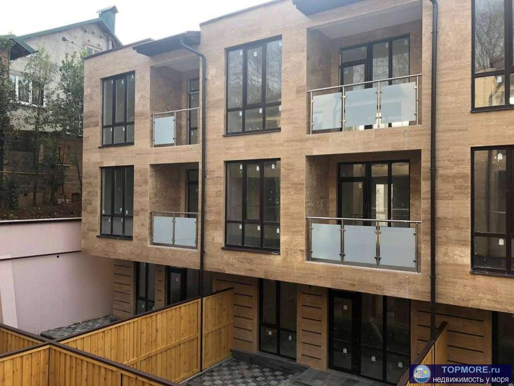 Отличное предложение для желающих иметь собственный дом в городе! Таунхаус в живописном районе Дагомыса! Это... - 1