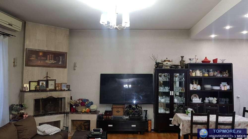 Продажа / Дома и коттеджи, Сочи, Воровского улица, 48 000 000 р. Предлагаем Вашему вниманию трехэтажный дом по ул. Воровского общей площадью 222 м2! 2 этажа и мансарда. На первом... - 1