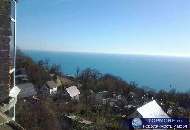 Дом в микрорайоне м. Ахун. Два земельных участка 5 и 8 соток. Выровненные. С/т Юг. Частичная внутренняя отделка.... - 1