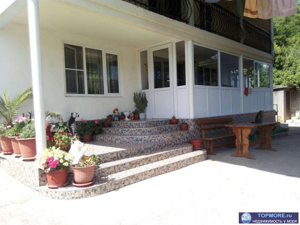 Уютный, светлый,  дом   в 3 км. от моря.  Здесь  тихо,к дому подъезд по хорошей  дороге.  Вы можете доехать на...