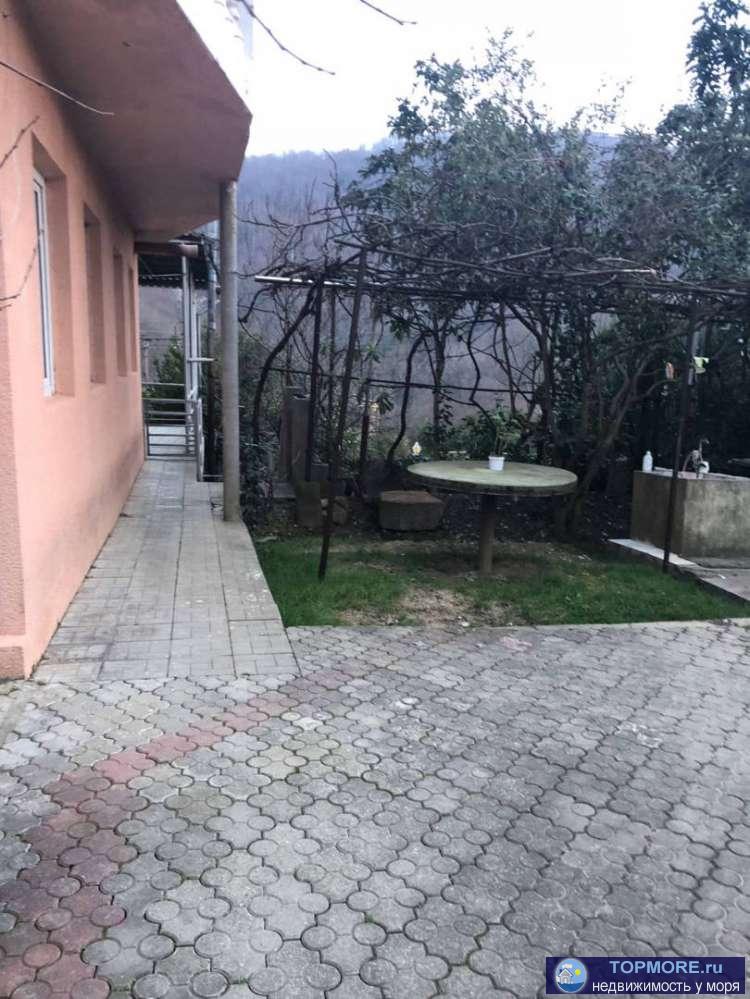 Продаётся уютный 3-этажный дом на Мацесте, с красивым видом на горы, с большой придомовой территорией,в доме 5... - 1