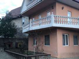 Продаётся уютный 3-этажный дом на Мацесте, с красивым видом на...