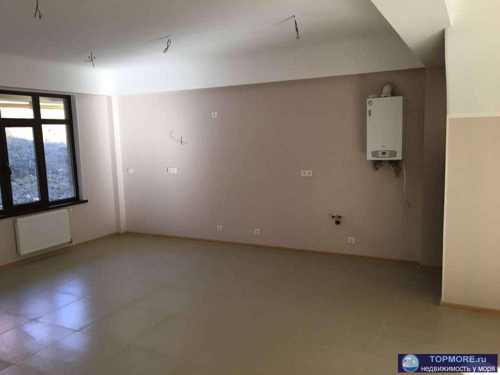 Продаю новый, просторный дом в 10ти минутах от ценра Сочи. Хороший, качественный ремонт(строили для себя). Все... - 1