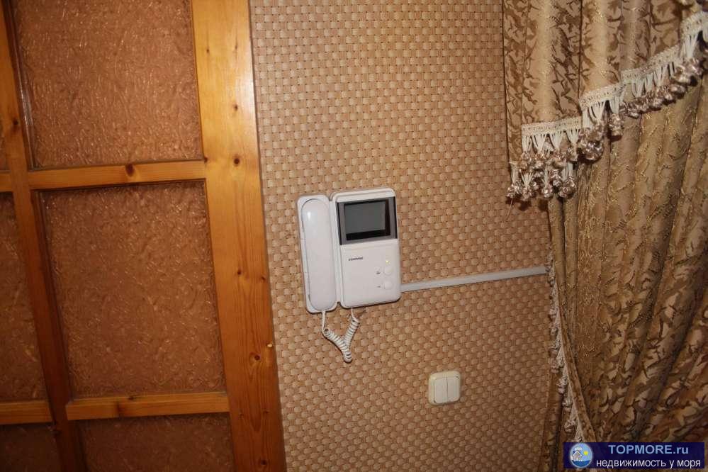 1 этаж: кухня, гостинная, детская, с/у, гардеробная,так же пристроена леняя кухня и котельная. 2 этаж: 5 спален, с/у,... - 1