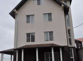 Отличный 4-х этажный (3 этажа плюс мансарда) дом с видом на море и...