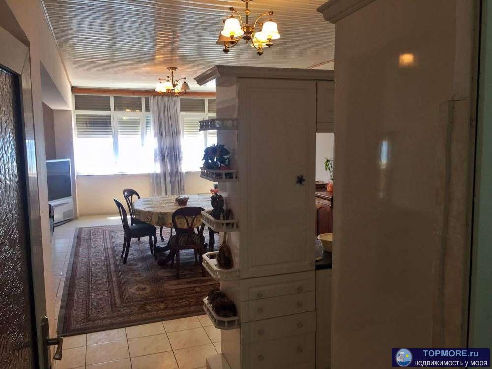 Предлагается к продаже шикарный эллинг в Хосте (Красный штурм) на первой береговой линии. В каждой из трех спален из... - 1