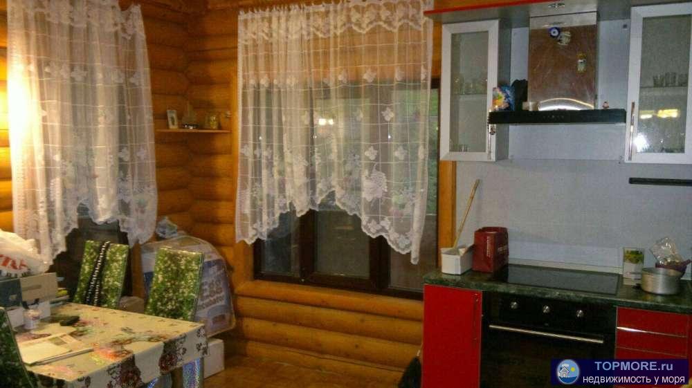 Продается двухэтаный дом в Нижней Шиловке. Дом построен из кедрового цилиндрованного бруса на участке 27 соток. Общая... - 2