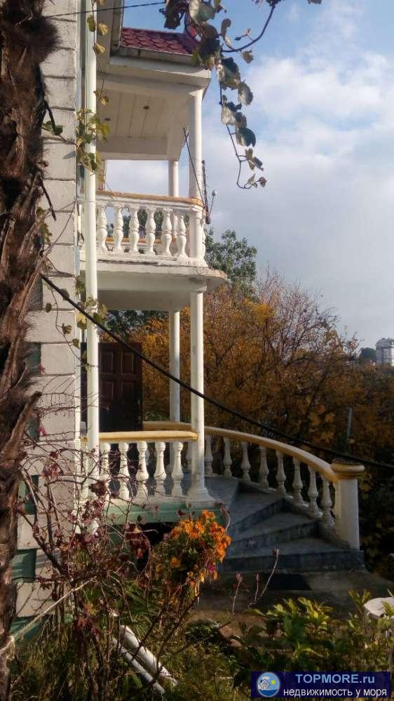 Продаются два дома 170 и 80 кв.м. на участке 7 сот. Дома находятся в центре города. Все коммуникации центральные.... - 1