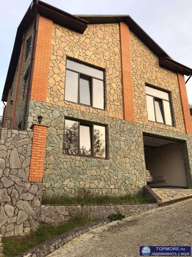 К продаже предлагается новый дом облицованный природным натуральным камнем из гор Алтая. Дом в 30 мин пешей прогулки.... - 1
