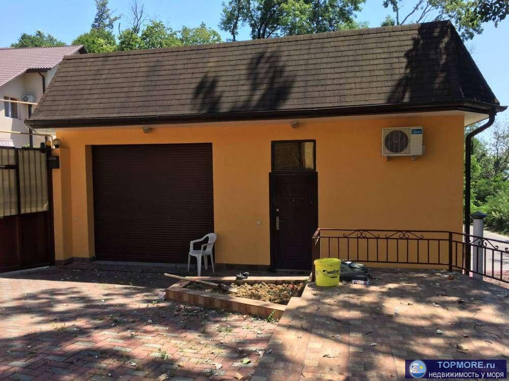 Продаю 2-х этажный коттедж у моря!!! 5 просторных спален с большими панорамными окнами,откуда открывается вид на... - 1