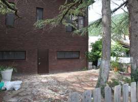 Большой, добротный 4х этажный дом в живописном, ровном месте, в...