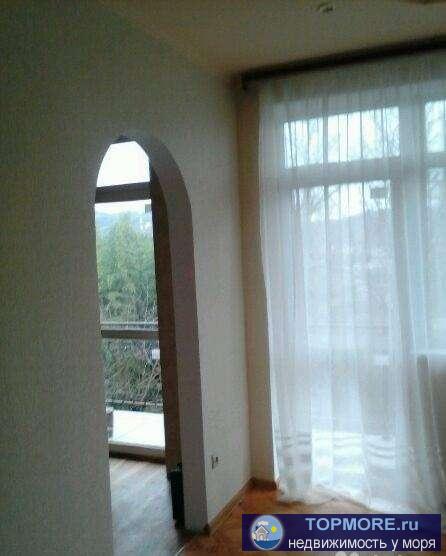 Большой, 4 этажный кирпичный коттедж на Фабрициуса, 240 кв.метров, 7 соток, парковка. Прекрасное вложение капитала.