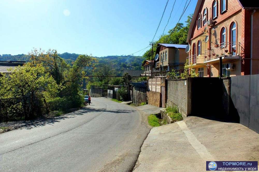 Элитный дом , жилая 180 кв.м, 1-й этаж коммерческий, зал, 4 спальни, кухня-столовая 20 кв.м, два входа, терраса 80... - 1