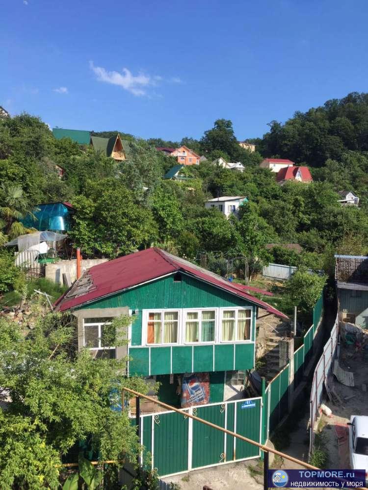 Жилой дом, газ, свет, вода, септик, прописка. Участок по документам 6,2 сотки, по факту около 9 соток.