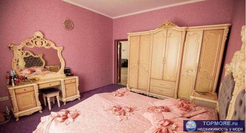 Мечтаете жить во дворце? Разрешите предложить Вам вариант лучше . Вблизи от моря, вдали от суеты располагается дом... - 2