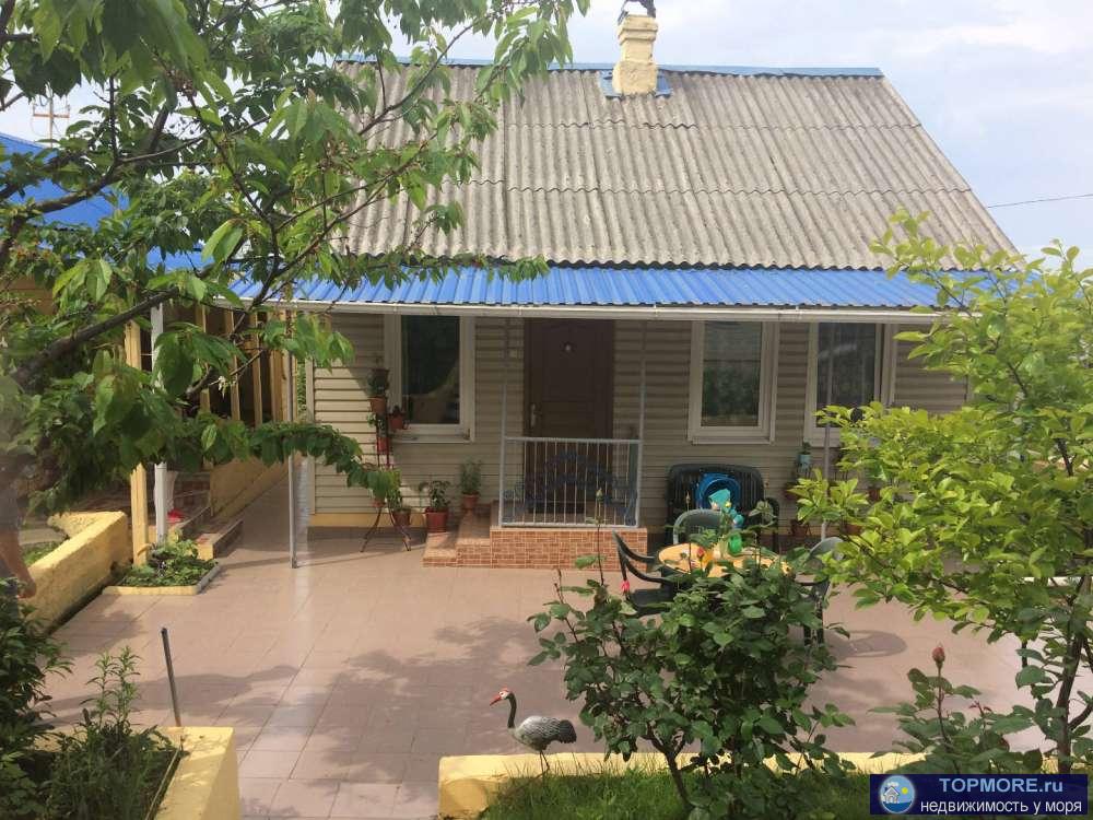 Исключительный уголок рая на черноморском побережье. Тихая гавань. Небольшой уютный дом, прекрасный молодой...