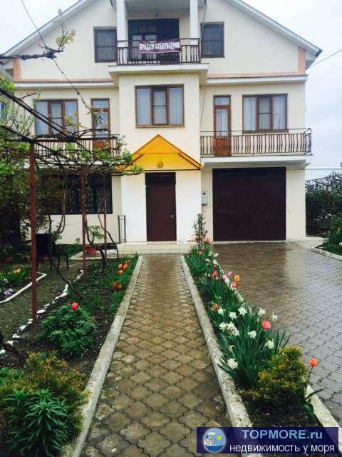 Продаю дом в г. Сочи, в Адлерском районе, в 5 мин ходьбы от Олимпийского парка, до моря 7 минут, з/у 6,6 сот. Год...