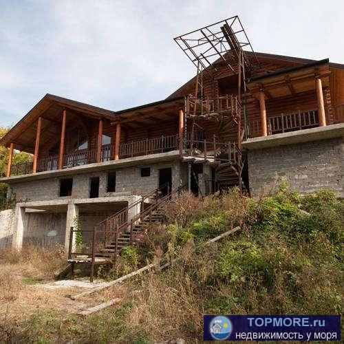 Продается недостроенный 2-этажный дом на улице Целинная в микрорайоне Мамайка в Сочи. Общая площадь дома составляет...