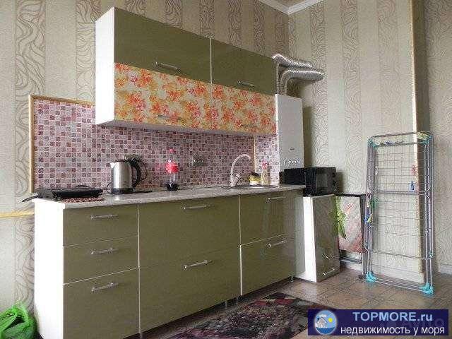 Продам однокомнатную квартиру в ЖК Черноморский, подходит для бизнеса и проживания. Ремонт, автономное отопление,...