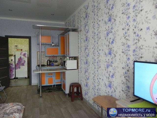 Продам однокомнатную квартиру в ЖК Черноморский, подходит для бизнеса и проживания. Ремонт, автономное отопление,... - 1