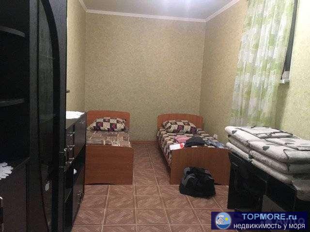 Продам помещение цоколь, нежилое, 3 комнаты (18,9+15,2+15,1) кухня 12,8, высота полков 3 м, окна в каждой комнате,...