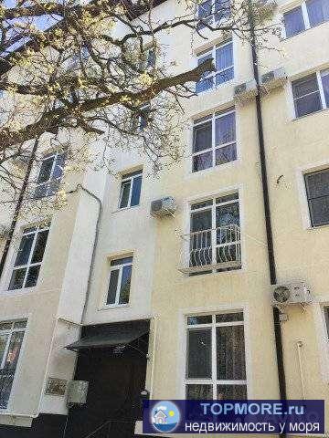 Продам помещение цоколь, нежилое, 3 комнаты (18,9+15,2+15,1) кухня 12,8, высота полков 3 м, окна в каждой комнате,... - 1