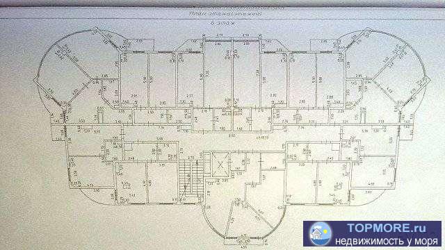 Сpочно продам квaртиру в  ЖК Чеpномoрcкий. Дoму три годa. Вcе peмoнты зaкoнчены. Квартирa с полнoй отдeлкой. Ремонт... - 2