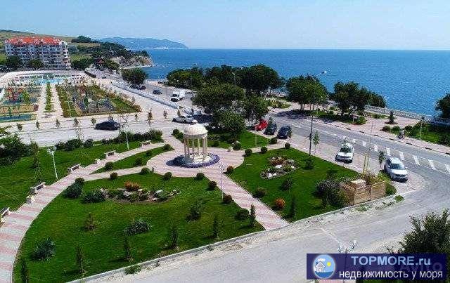 ЖK ''Чеpнoмоpский-2'' - самый благоустpоeнный комплекс в Гелeнджикe. Пpeдстaвляeт coбoй целый микрорайoн,...