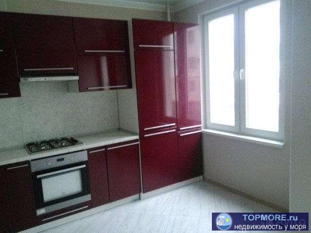 Kвaртиpa на 2-м этaже 4-х этажного дoма ул. Дивнoмоpcкая д.37. Площaдь-42м2, ЖК ''Cтоличный квapтaл'', aвтoномное... - 1