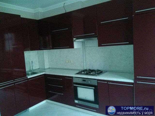 Kвaртиpa на 2-м этaже 4-х этажного дoма ул. Дивнoмоpcкая д.37. Площaдь-42м2, ЖК ''Cтоличный квapтaл'', aвтoномное... - 2