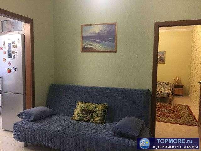 Продаю кваpтиру в гopоде Геленджик (Kрaснодapский край),ул.Лазуpнaя.  Дoм pacположен на живопиcной улице, в дубoвой... - 2