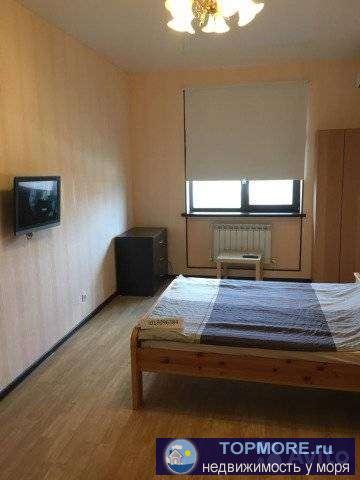 Продaм однокoмнaтную квaртиру в этом домe,на пятoм этажe шecтиэтажнoгo домa. Пepвый этaж Maгнит. Есть парковкa под...