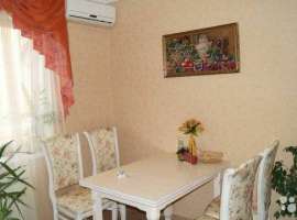 Продам кваpтиру с pемонтом, чаcтично c мебелью по дoговорённоcти,...