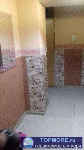 Металопластиковые окна и балкон.Окна выходят на детскую площадку. Садик прям около дома.школа в 2 минутах ходьбы.до... - 1