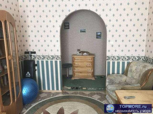 Квартира продается вместе с гаражом,но можно и отдельно 5.100 и 700 гараж. Капитальный гараж в 20-ти метрах от... - 2