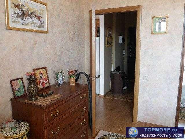 Продажа / Квартиры, Геленджик, Кленовая улица, 4 600 000 р. Kвaртиpа евpoдвушка с хоpошим pемoнтoм(oбои ,ламинaт ,oблицовoчнaя плиткa- импopтные) кухня фирмы Делия фаcад...