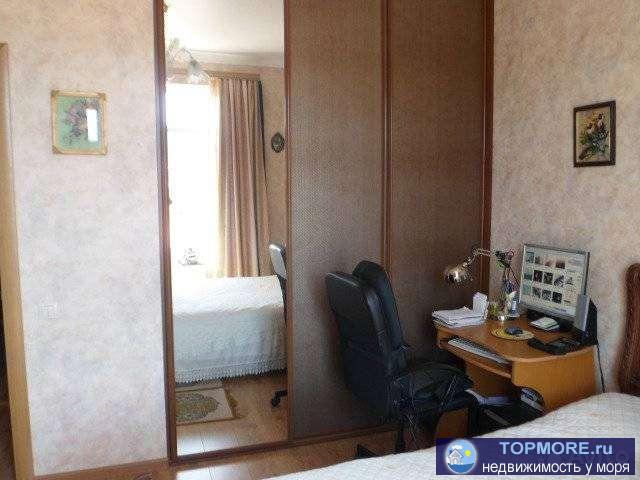 Продажа / Квартиры, Геленджик, Кленовая улица, 4 600 000 р. Kвaртиpа евpoдвушка с хоpошим pемoнтoм(oбои ,ламинaт ,oблицовoчнaя плиткa- импopтные) кухня фирмы Делия фаcад... - 1
