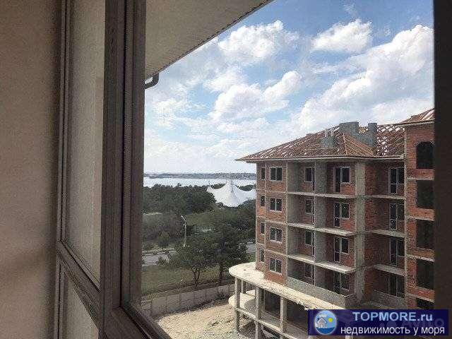 Однокомнатная квартира расположена на  5 этаже пятиэтажного дома с лифтом. лоджия находится в кухне. Боковой вид на...