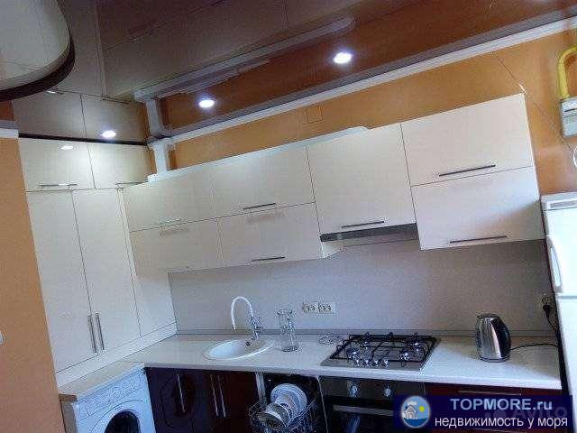 Собственник!!! Продам 1-ю квартиру с хорошим ремонтом , автономное отопление, встроенная кухня с быт.тех.,...