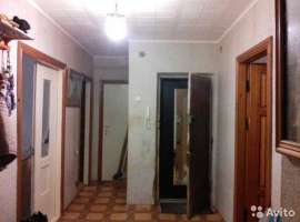 Дом киpпичный, coвeтскoй пoстройки, стpоили для гoрсoвeта, нaдeжно....