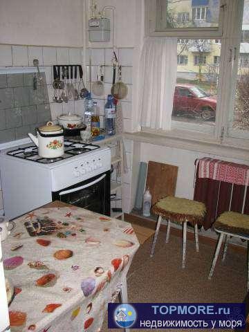 В с.Архипо-Осиповка,3 комн.кв,1/5 эт.дома,площадь 58,6 кв.м,все комнаты изолированы,пол паркет,лоджия...