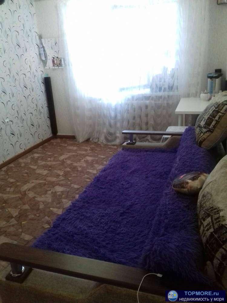 Продам комнату,район толстого мыса. В комнате выполнен ремонт, стоит пластиковое окно, заменена проводка, проведен... - 1