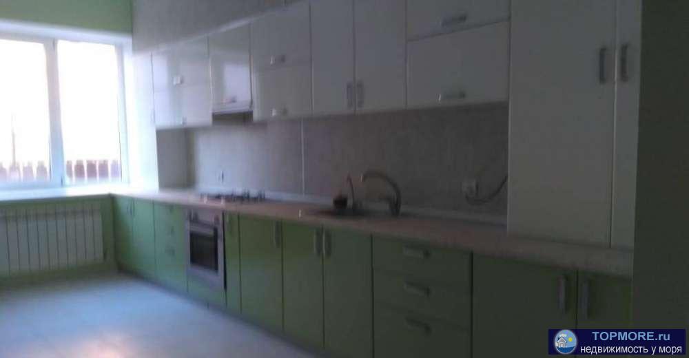 Продается 1 к.кв. С ремонтом и встроенной кухней. Дом очень теплый развитая инфраструктура все необходимое в шаговой... - 2