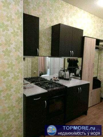 Продам однокомнатную квартиру с мебелью в самом востребованном районе Геленджика. Пятый этаж, окна во двор, балкон... - 2