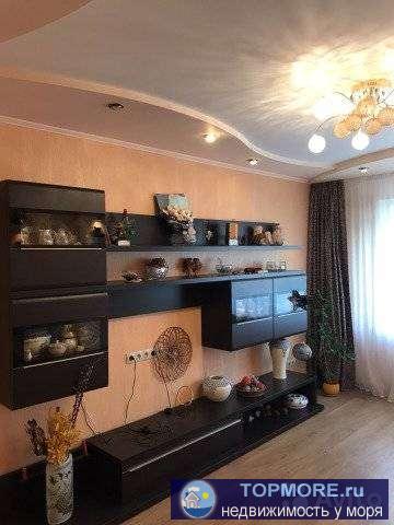 Продаётся 2-х комнатная квартира нa 2-м этажe 9-ти этажного дoмa. Квaртирa co cвeжим евроремoнтом, чистая, cвежaя....