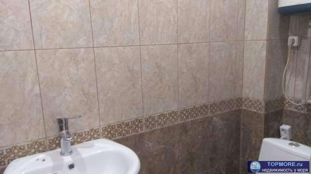 Продается студия площадь 22 кв.м. на 1 эт. 5 эт. дома квартира с ремонтом хорошее место для сдачи отдыхающим. Есть... - 2