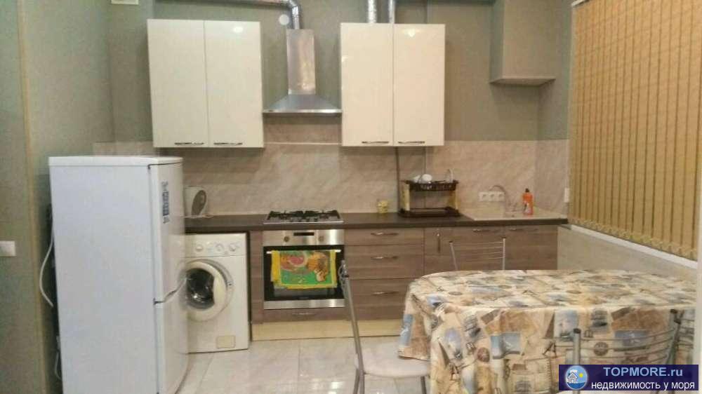 Продается 1 к.кв. общяя площадь 44 кв.м в квартире выполнен качественный ремонт, автономное отопление (низкие...