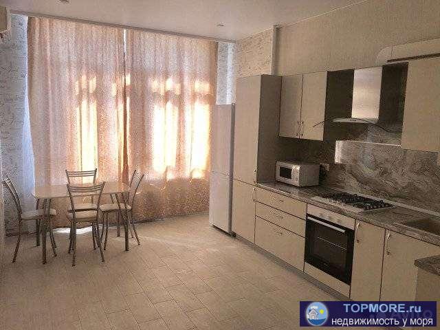 Продажа / Квартиры, Геленджик, Тельмана улица, 6 200 000 р. Собственник ...Южная сторона .. Школа , садик ... Торг..