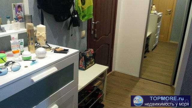 Квартира выведена из статуса общежития.В квартире ремонт, мебель, с/у совмещён,центральное отопление. Дом кирпичный.... - 2